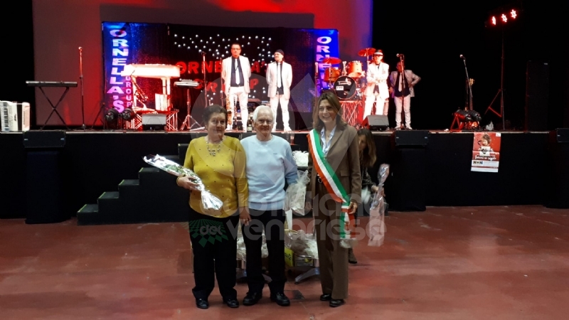 VENARIA - La città ha festeggiato le «nozze d'oro» di oltre 60 coppie venariesi