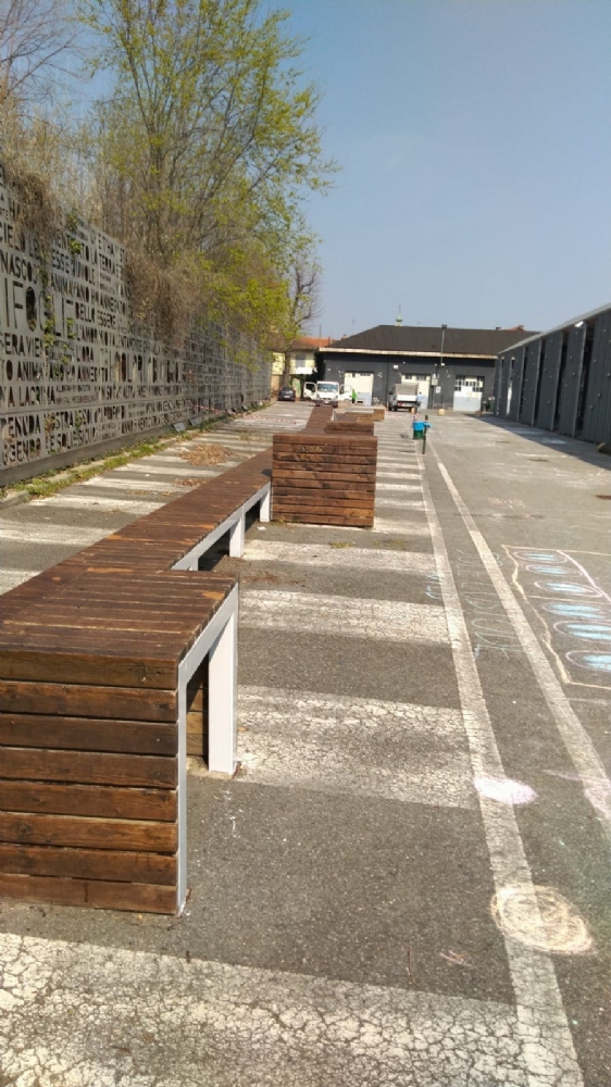 VENARIA - Interventi di manutenzione nelle scuole: al via le tinteggiature e il risanamento dei muri - FOTO