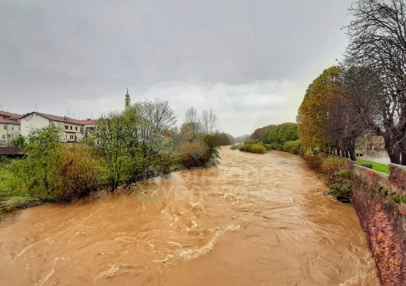 MALTEMPO - Evacuate alcune famiglie a Pianezza. Straripamenti di fiumi e strade chiuse