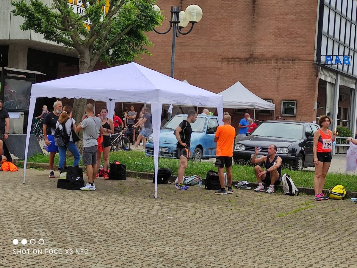 VENARIA - Oltre 200 atleti alla 12esima «StraVenaria»: ha vinto la solidarietà - FOTO