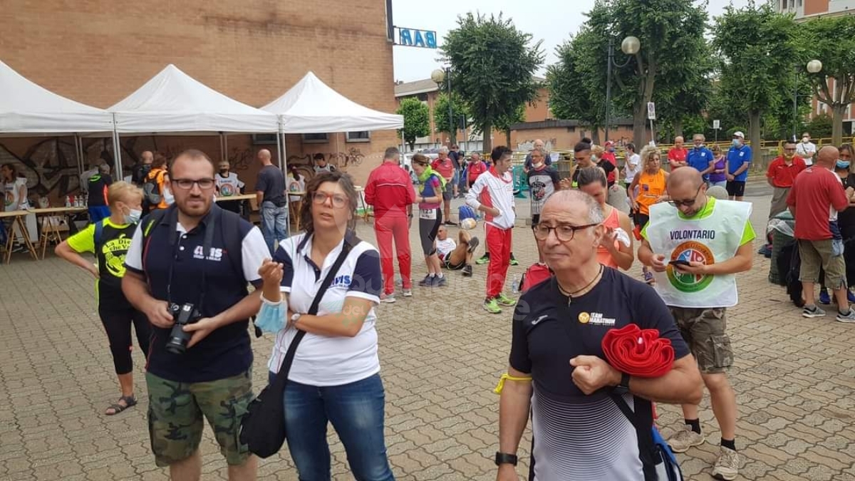 VENARIA - Oltre 200 atleti alla 12esima «StraVenaria»: ha vinto la solidarietà - FOTO