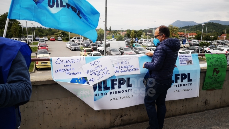 VENARIA-RIVOLI - «#InSilenzioComelaRegione», la protesta dei sindacati negli ospedali Asl To3 - FOTO E VIDEO