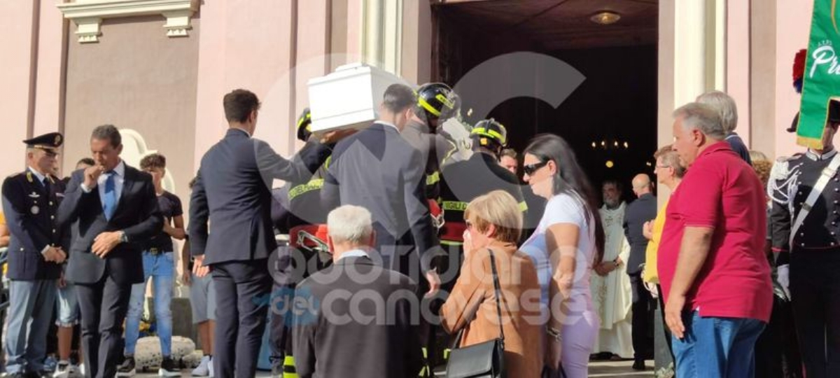 INCIDENTE AEREO A CASELLE - Anche il Ministro Crosetto ai funerali di Laura Origliasso - FOTO