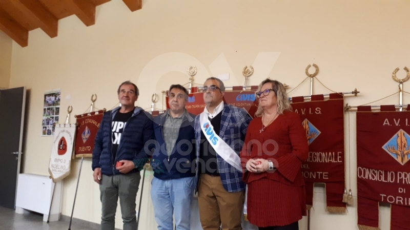 VENARIA - L'Avis dona alla città quasi 4mila euro per l'acquisto di nuovi giochi per i bambini
