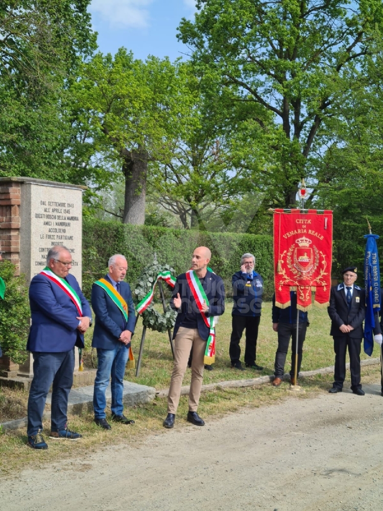 VENARIA - 25 APRILE: Bambini protagonisti alle celebrazioni per la Liberazione - FOTO