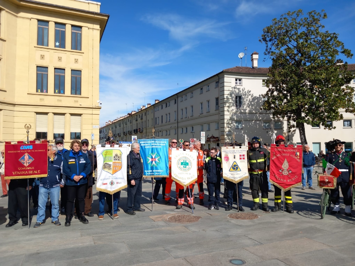VENARIA - 25 APRILE: Bambini protagonisti alle celebrazioni per la Liberazione - FOTO