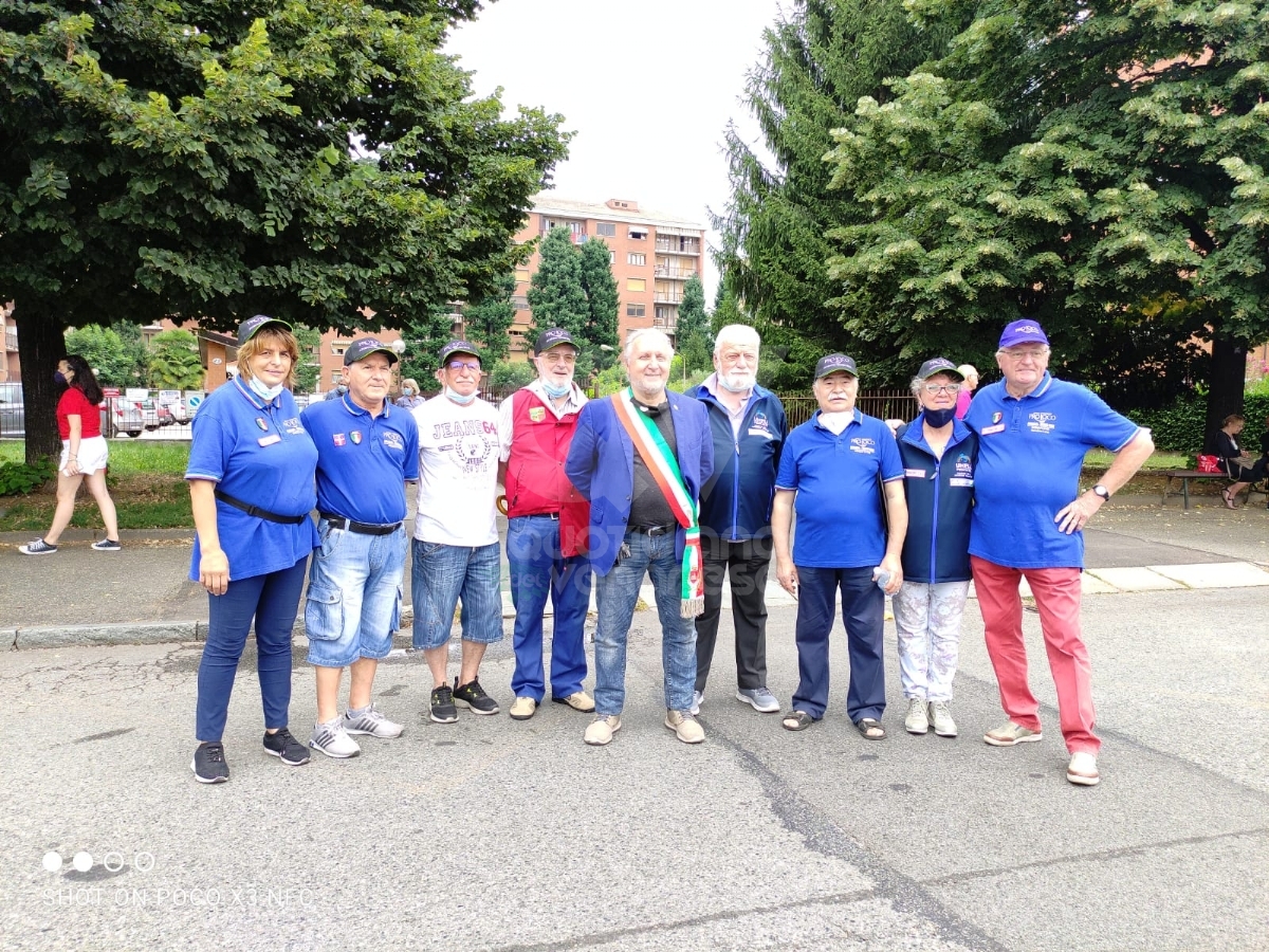 VENARIA - Oltre 200 atleti alla 12esima «StraVenaria»: ha vinto la solidarietà - FOTO