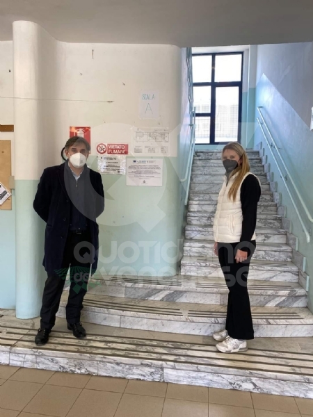 RIVOLI - Conclusi i lavori di edilizia scolastica nelle scuole Gobetti, Neruda e Primo Levi