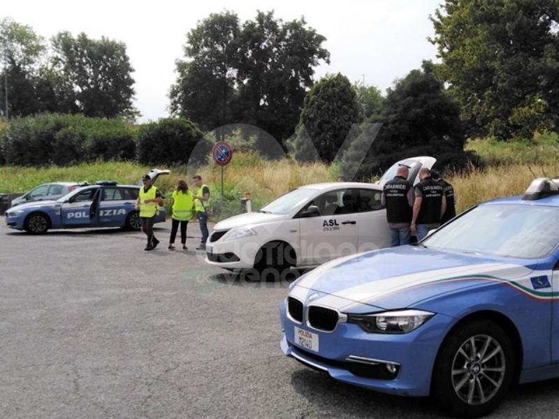 RIVOLI - Alimenti trasportati in tir troppo caldi: sequestrata una tonnellata di merce