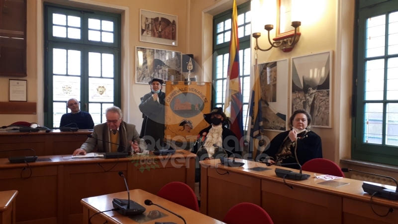 VENARIA - 43esimo Real Carnevale: consegnate le chiavi al Lucio d'la Venaria e alla Castellana