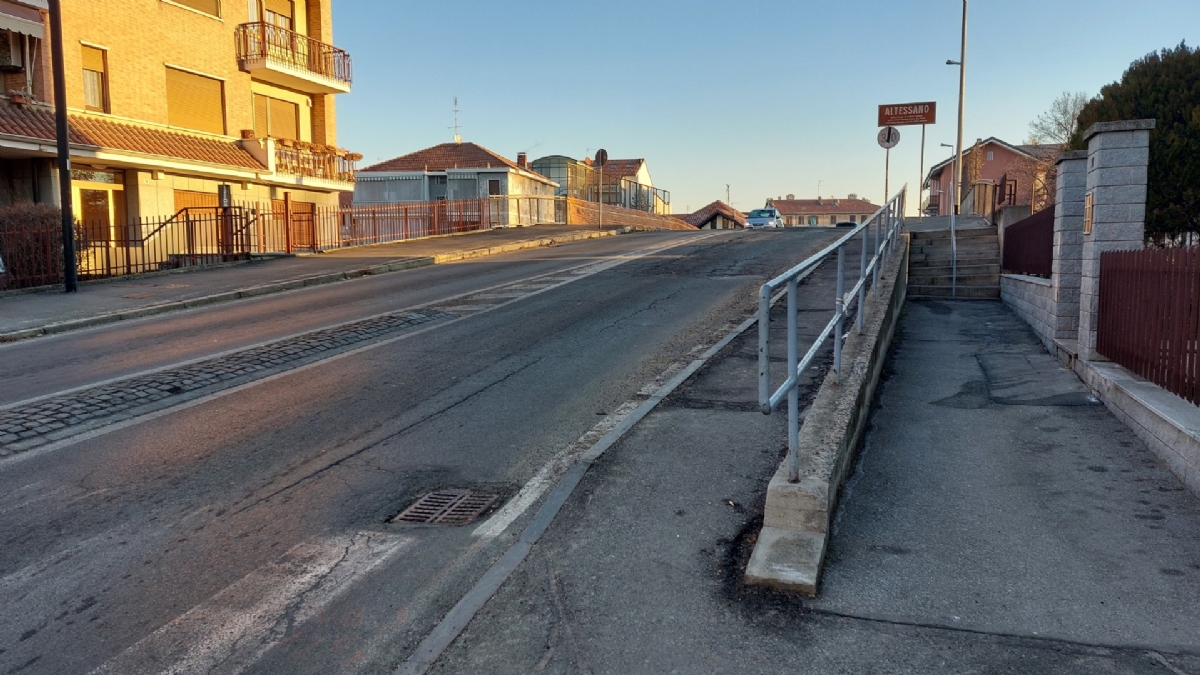 VENARIA - Partiti ad Altessano i lavori di rimessa a nuovo del cavalcavia di via Tripoli - FOTO