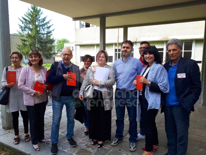 VENARIA - Salvatore Borsellino agli studenti dello Juvarra: «Dovete riprendere in mano i vostri sogni»