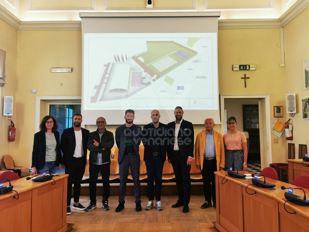 VENARIA - Campi da padel, beach volley, beach tennis nell'ex area della San Francesco - FOTO