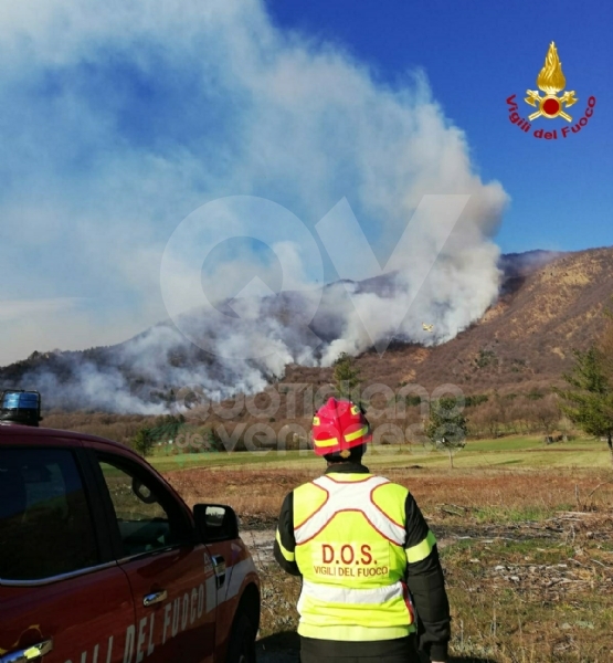 A FUOCO IL MUSINE' - Pompieri ancora in azione: potrebbe essere un atto doloso - FOTO