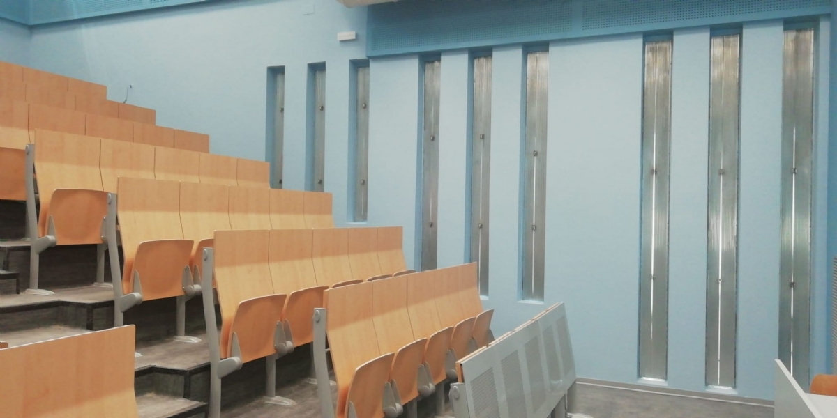 GRUGLIASCO - Nuova aula a gradoni e nuovi spazi al Curie-Vittorini: terminati i lavori - FOTO