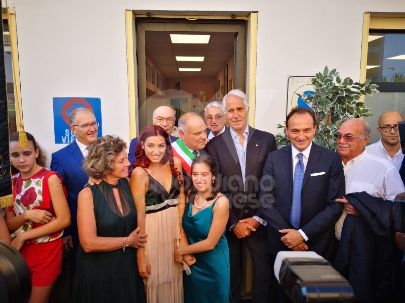 DRUENTO - Il presidente del Coni Malagò all'inaugurazione della «Special Angels Disability Dance School»