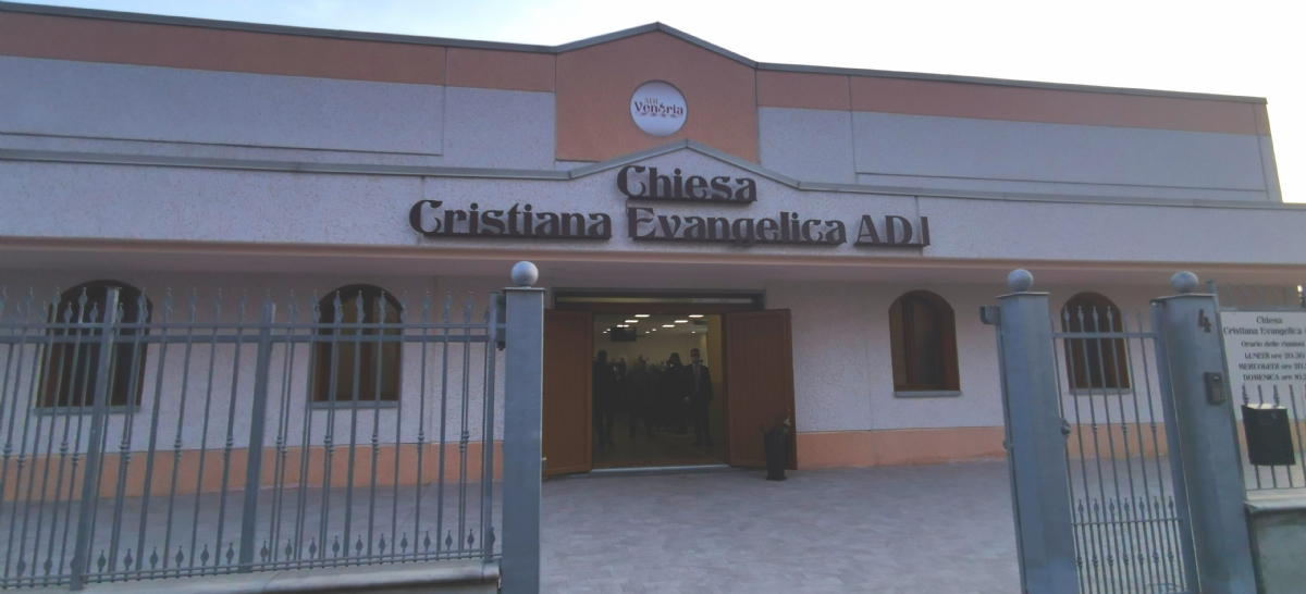 VENARIA - Inaugurata la nuova chiesa cristiana evangelica di via Paganini - FOTO