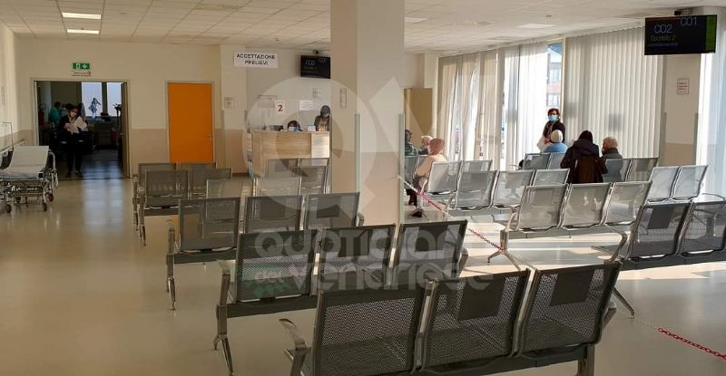 VENARIA - Partite le vaccinazioni «anti Covid» tra gli over 80 al Polo Sanitario
