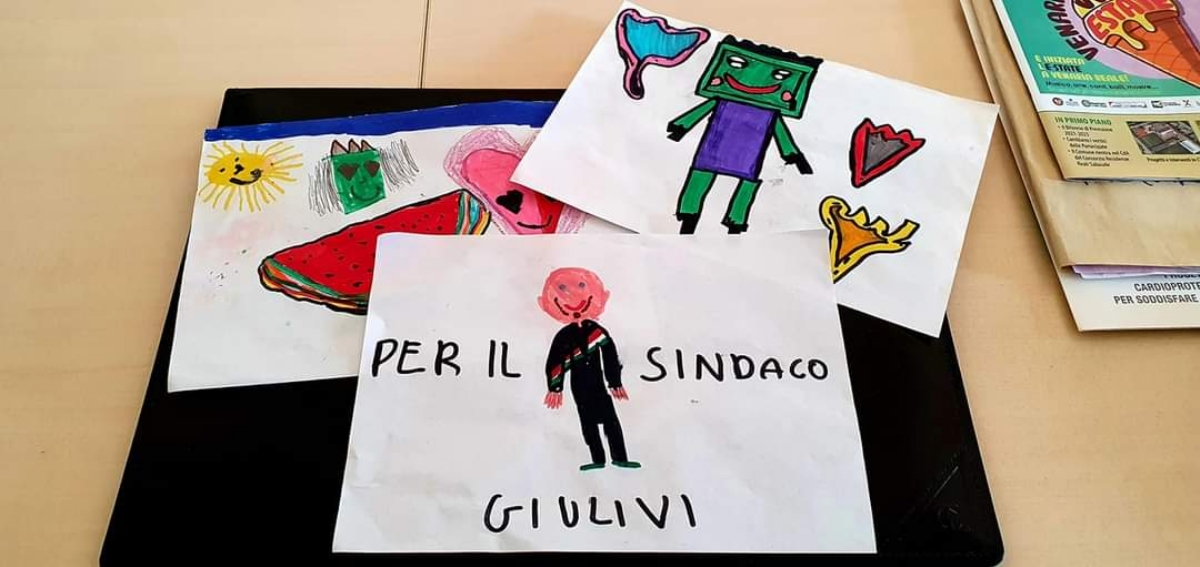 VENARIA - Bambini e ragazzi dei centri estivi in visita a Palazzo Civico - FOTO