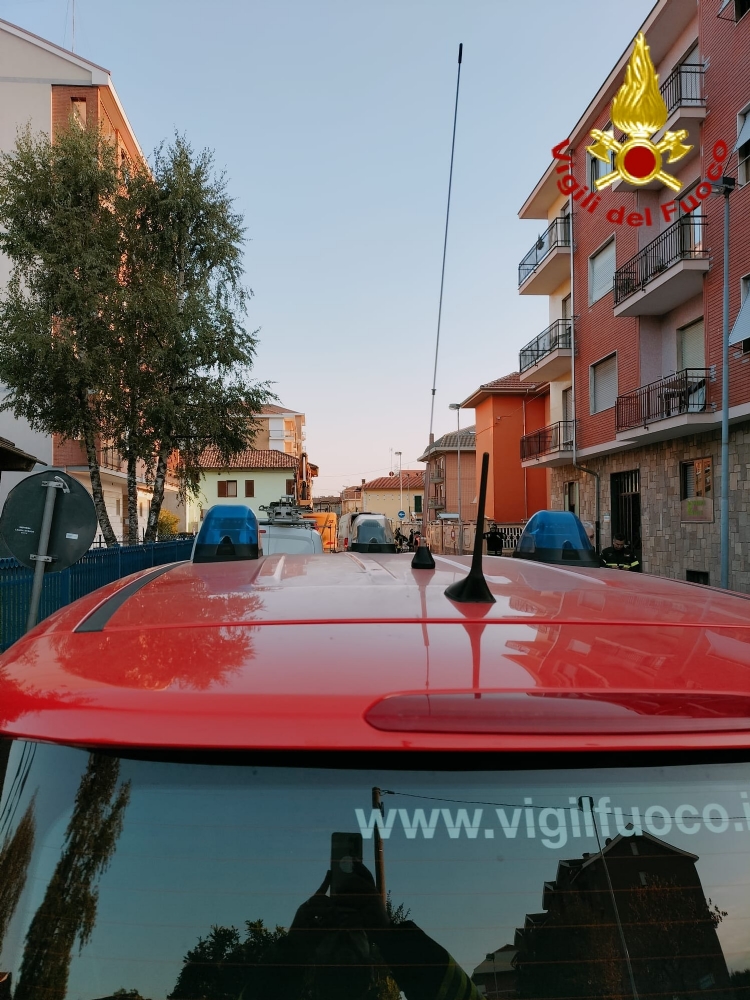 FUGA DI GAS AD ALPIGNANO - Evacuate 100 persone tra via Baracca e via XI Febbraio
