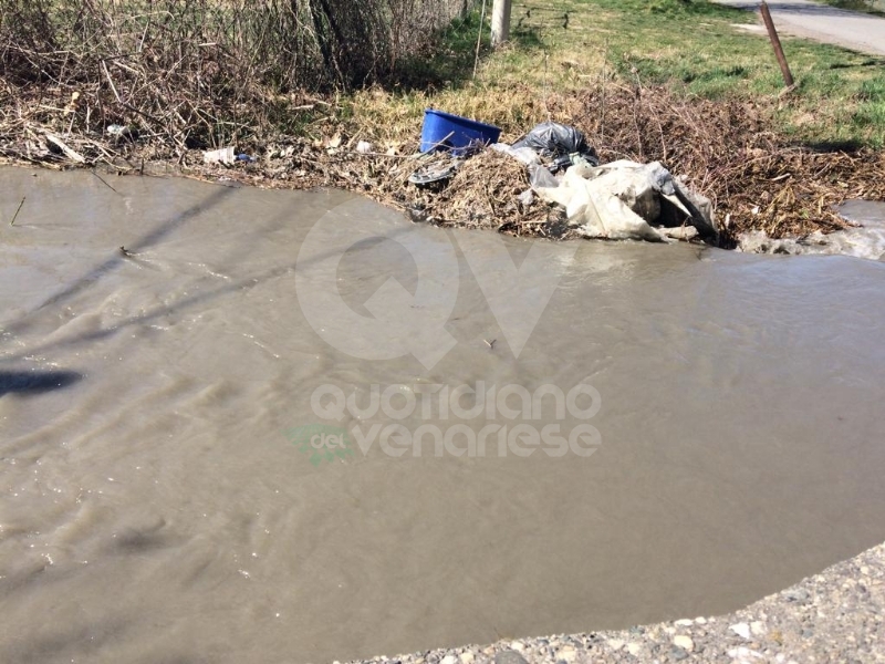 VENARIA - Problemi al canale irriguo della Dora: allagate via Don Sapino e corso Matteotti