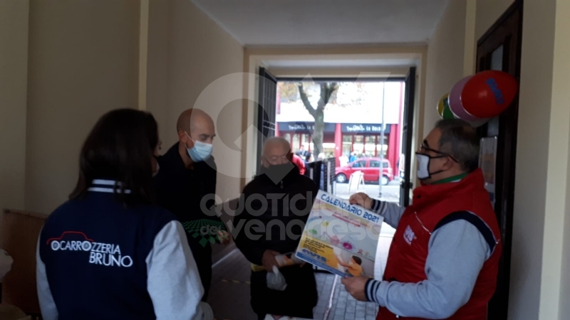 VENARIA - «Castagnata Avis»: un vero successo, anche con distanziamento e mascherina