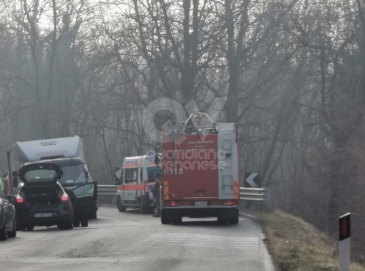 INCIDENTE A FIANO - Scontro fra un furgone e un camion: due feriti, uno grave - FOTO
