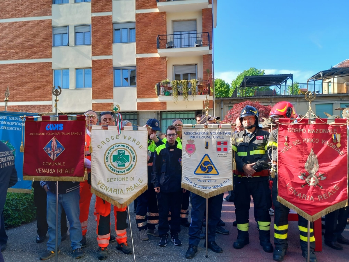 VENARIA - 25 APRILE: Bambini protagonisti alle celebrazioni per la Liberazione - FOTO