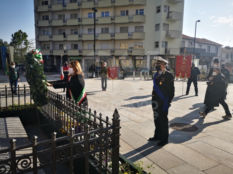 VENARIA - Da «Bella Ciao a distanza» dell'Anpi alla cerimonia in piazza Vittorio: il 25 aprile nella Reale - FOTO E VIDEO