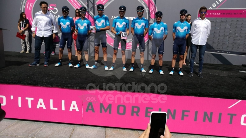 IL GIRO D'ITALIA A VENARIA - La partenza della tappa decisiva - FOTO e VIDEO