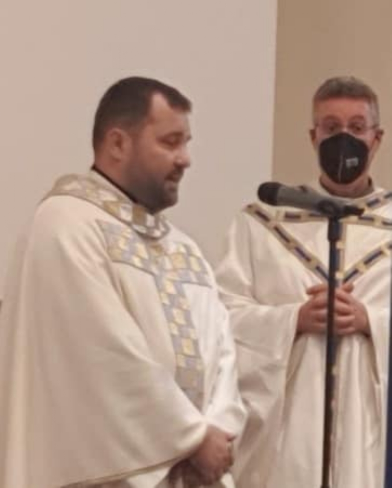 COLLEGNO - La città saluta l'arrivo di don Romeo Antica e dice arrivederci a padre Salesio Sebold - FOTO