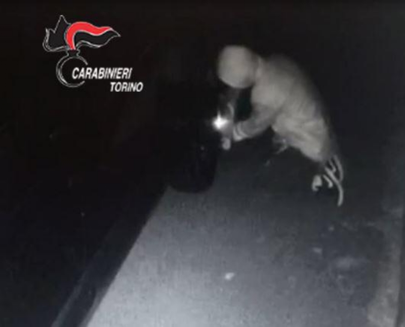 RIVOLI - Preso il piromane di Cascine Vica: è un 20enne di Rivoli - FOTO
