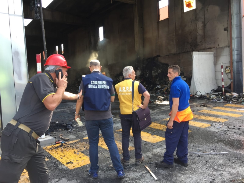 DRUENTO - Incendio al Cidiu: i carabinieri sequestrano trecento metri cubi di rifiuti - VIDEO