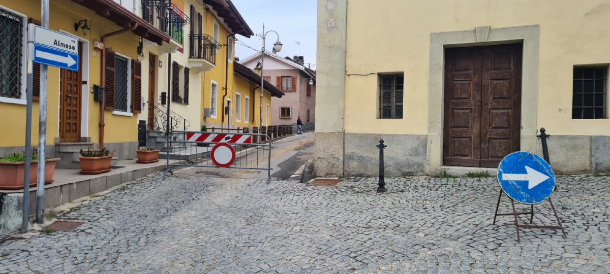 ALPIGNANO - Fuga di gas in via Almese: strada chiusa al traffico - FOTO
