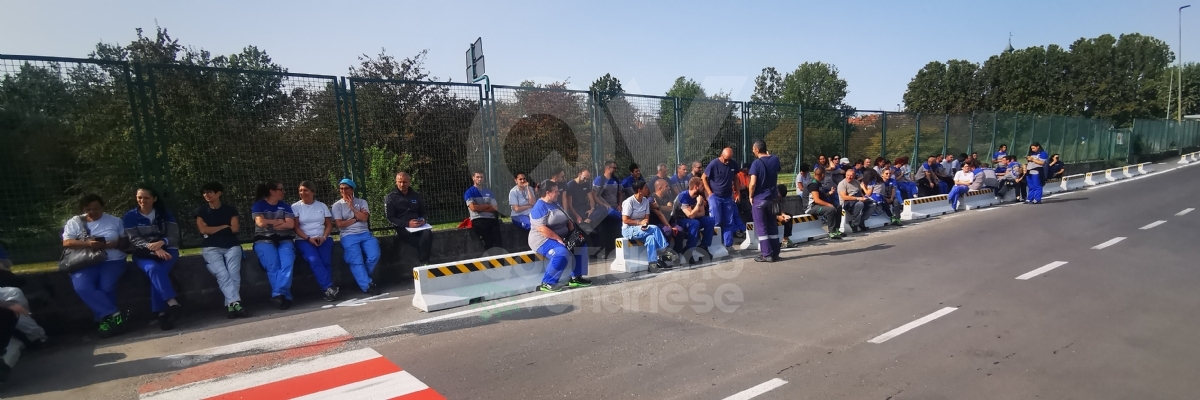 VENARIA - Incendio alla Marelli: evacuato tutto lo stabilimento di via Cavallo - FOTO