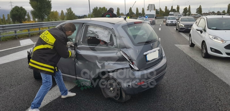 RIVOLI - Incidente all'interscambio: una persona rimasta ferita