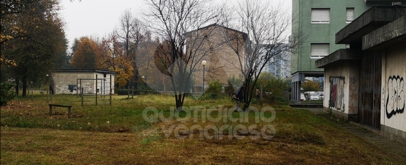 VENARIA - Al via il taglio dell'erba nel quartiere di Altessano