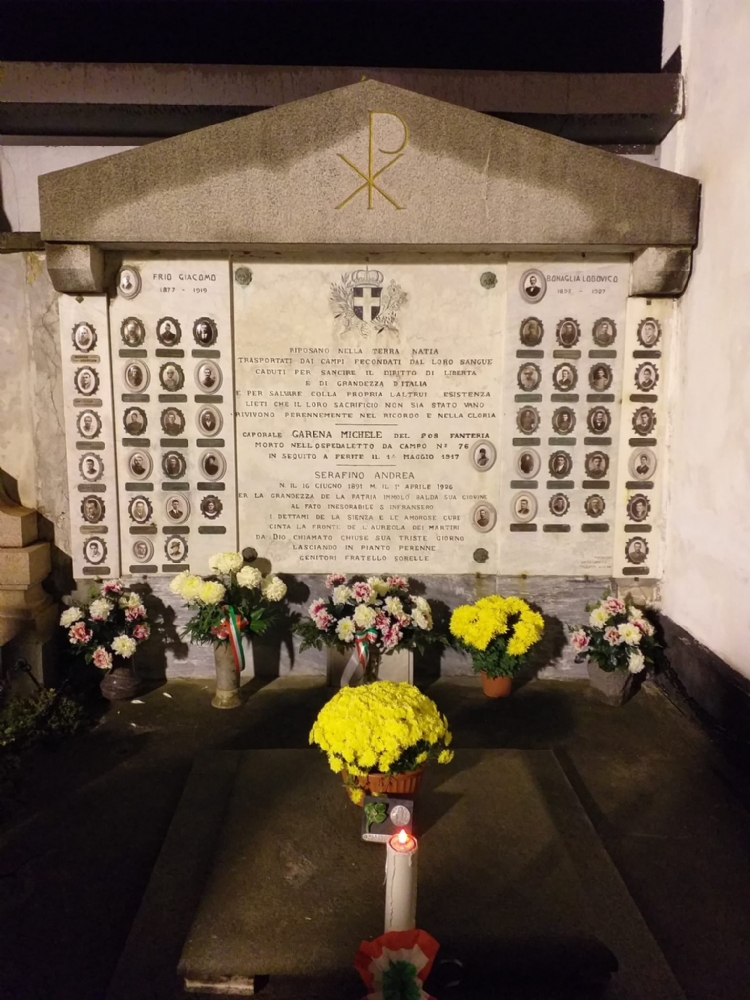 DRUENTO - Un cero acceso al cimitero: iniziate le celebrazioni del 4 Novembre e del Milite Ignoto
