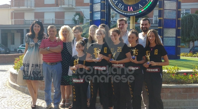 BORGARO - Il Comune premia Giada Barucco, Carlotta Risottino e la Komunicativa Labor Volley U12