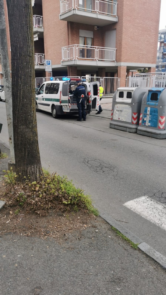 VENARIA - Bambino investito da un'auto: paura in corso Papa Giovanni XXIII - FOTO