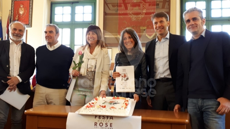 VENARIA - Tutto pronto per una «Festa delle Rose» ricca di magia