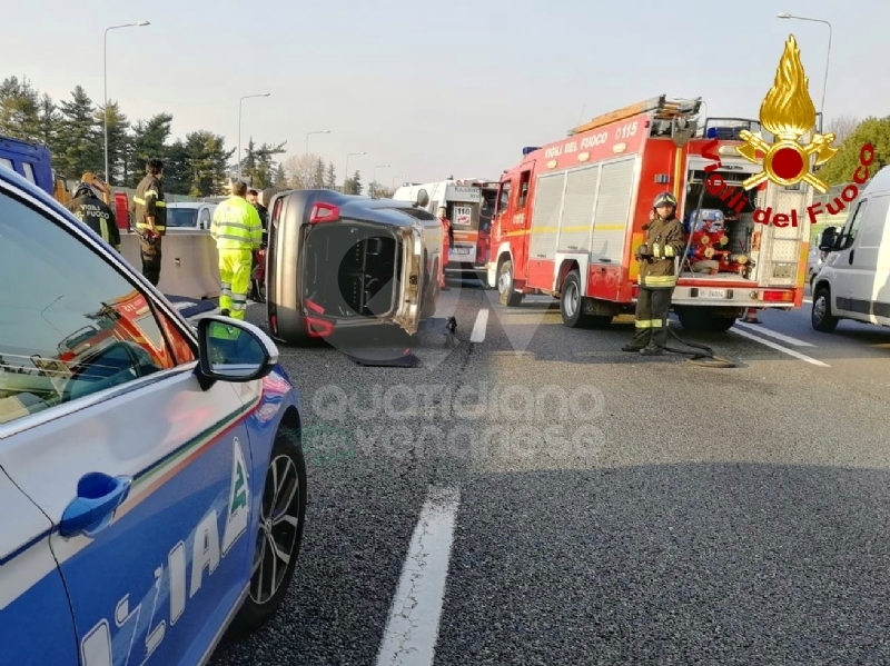 RIVOLI - Incidente in tangenziale, auto ribaltata: coinvolta attaccante della Juventus femminile