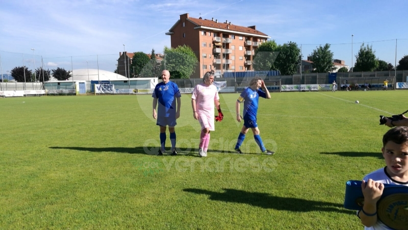 BORGARO - Calcio e solidarietà: «Tutti in campo per un sogno». Madrina dell'evento Cristina Chiabotto - FOTO