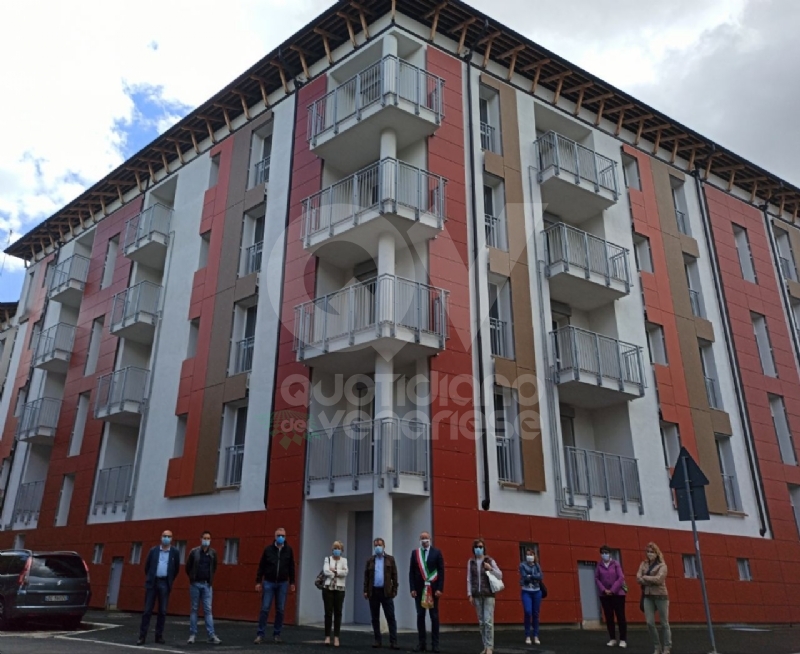 COLLEGNO - Consegnata al Comune la palazzina Atc di via Leopardi: 32 nuovi alloggi