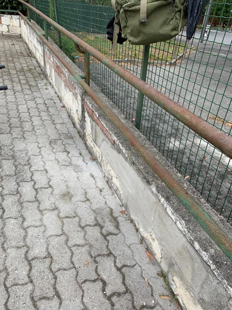 VENARIA - Interventi di manutenzione nelle scuole: al via le tinteggiature e il risanamento dei muri - FOTO