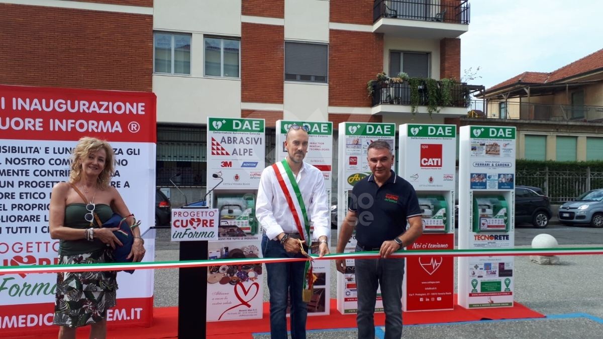 VENARIA - La Reale è sempre più cardioprotetta: altri 5 defibrillatori con il progetto «Cuore inForma» - FOTO
