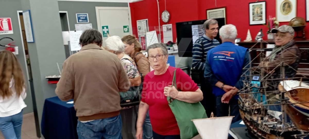 VENARIA - XXIX mostra di modellismo statico: il grande successo dei «296 Model» - FOTO