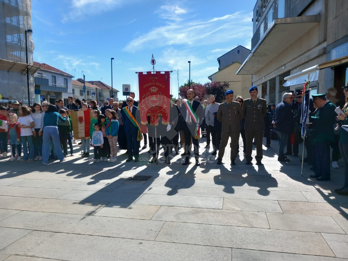 VENARIA - 25 APRILE: Bambini protagonisti alle celebrazioni per la Liberazione - FOTO