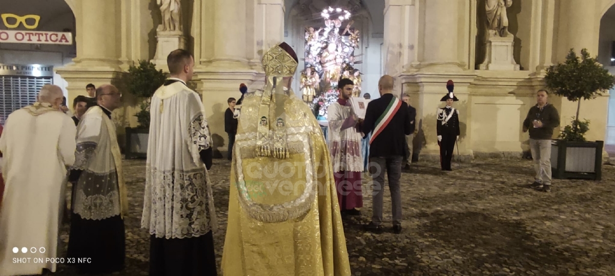 VENARIA - Tantissimi fedeli per la Festa della Consolata a Santa Maria - FOTO