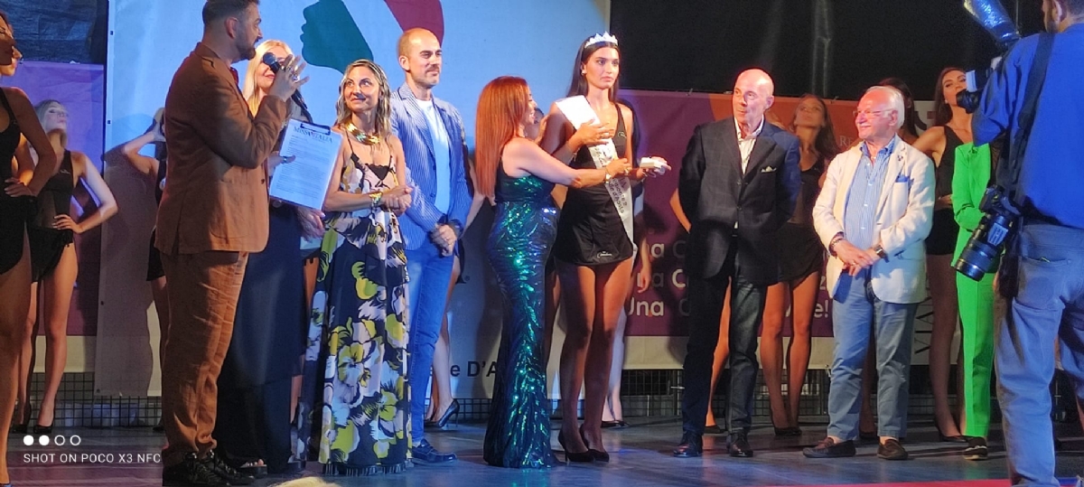 VENARIA - Successo straordinario per «Miss Italia»: Francesca Bergesio è «Miss Miluna Piemonte e Valle d’Aosta» - FOTO